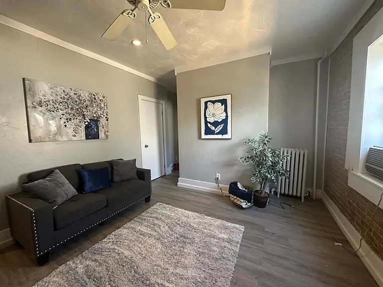 529 Colorado Ave — Photo 4