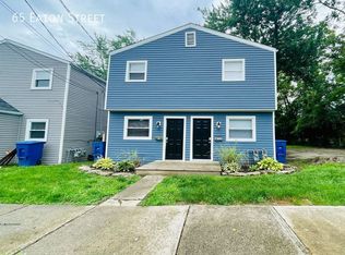 65 Eaton St, Delaware, OH 43015