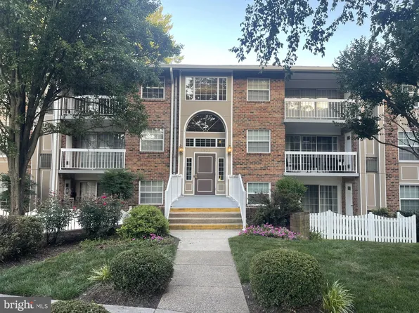 1933 Wilson Ln APT 301, Mc Lean, VA 22102