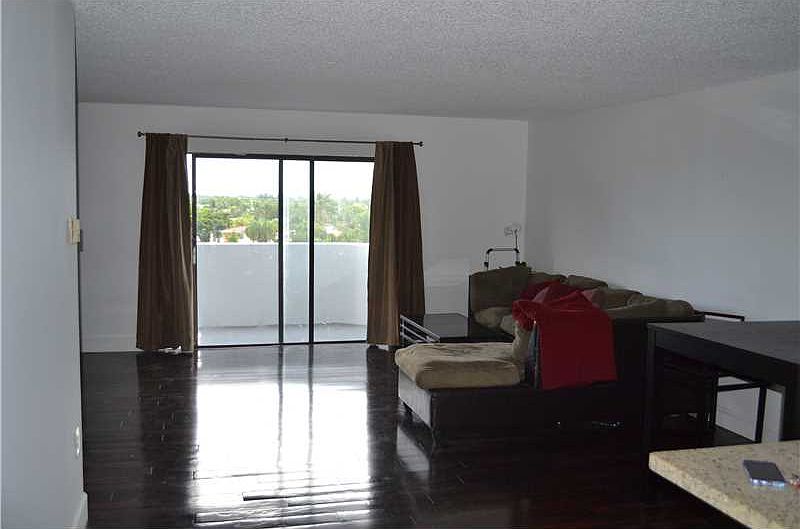 1st image of 110 S Shore Dr APT 5C
