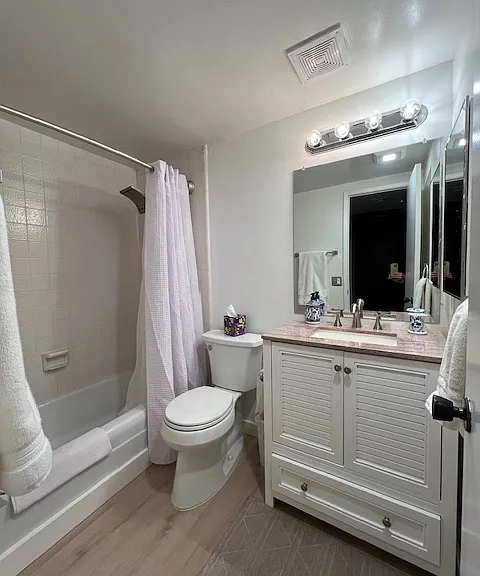 500 Glenwood Cir #2212 — Photo 8