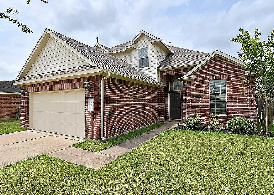 1st image of 6007 Village Grove Dr