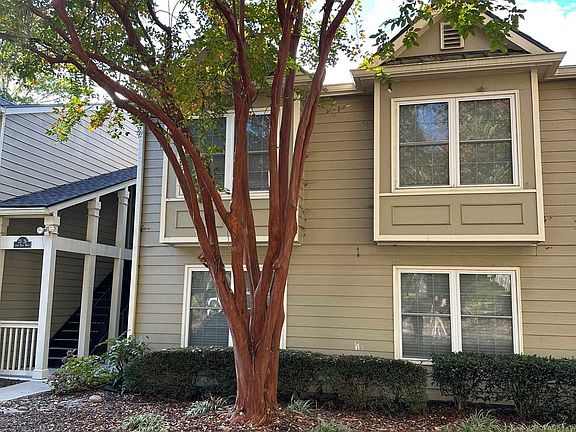 3rd image of 26 Lakes Edge Dr SE #0
