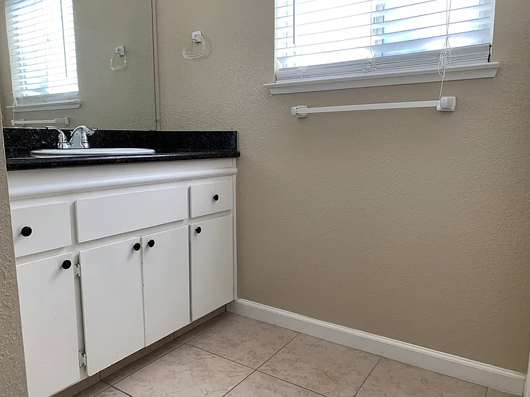 445 Magnolia Ln — Photo 14