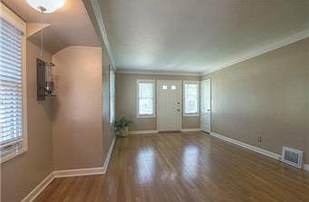 4th image of 8400 W 55th St