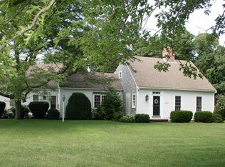 10 Elmcroft Way, Yarmouth Port, MA 02675