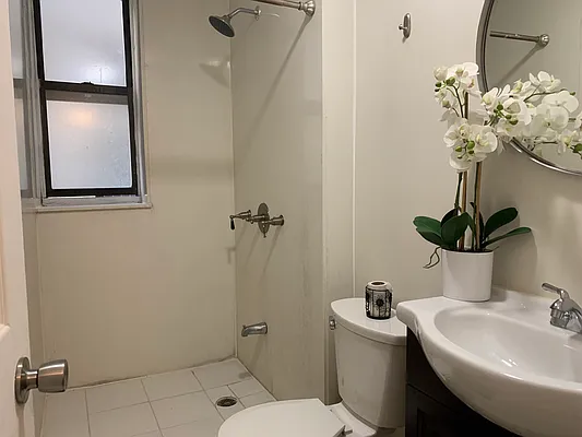 Rented by Brown Harris Stevens | media 21