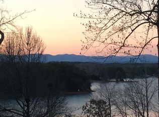 300 Lake Winds Ct, Seneca, SC 29672