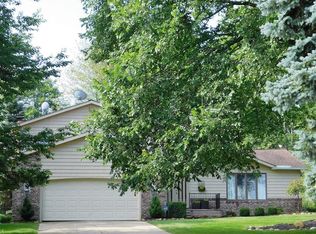 11766 Snowville Rd, Brecksville, OH 44141