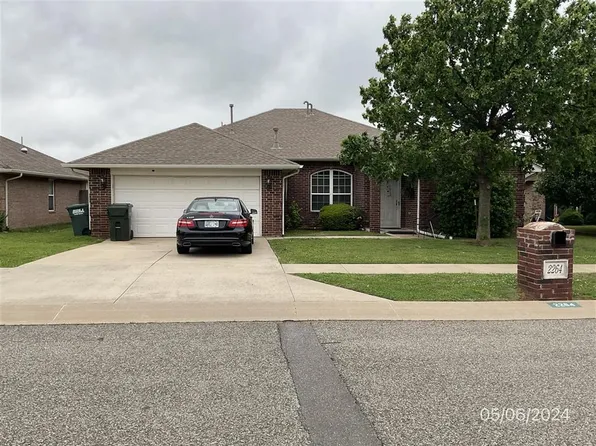 2264 Melody Dr, Edmond, OK 73012