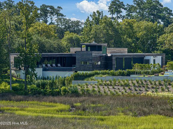 5th image of 625 Dundee Drive