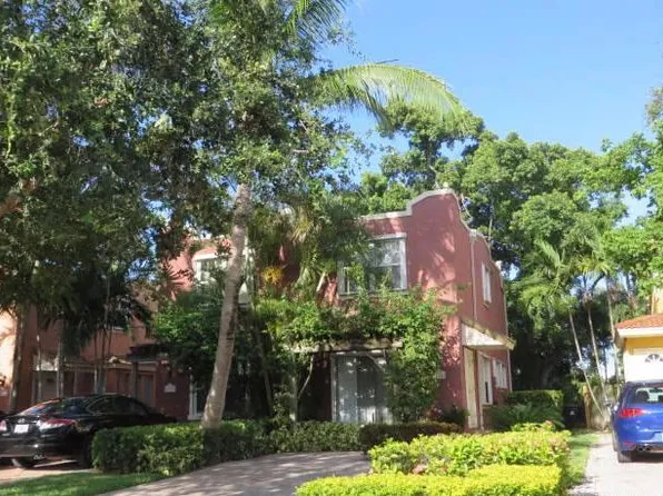 634 NW 2nd Ave, Fort Lauderdale, FL 33305