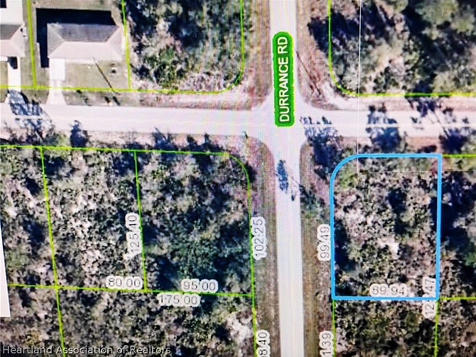 1st image of 3362 Rhododendron Rd