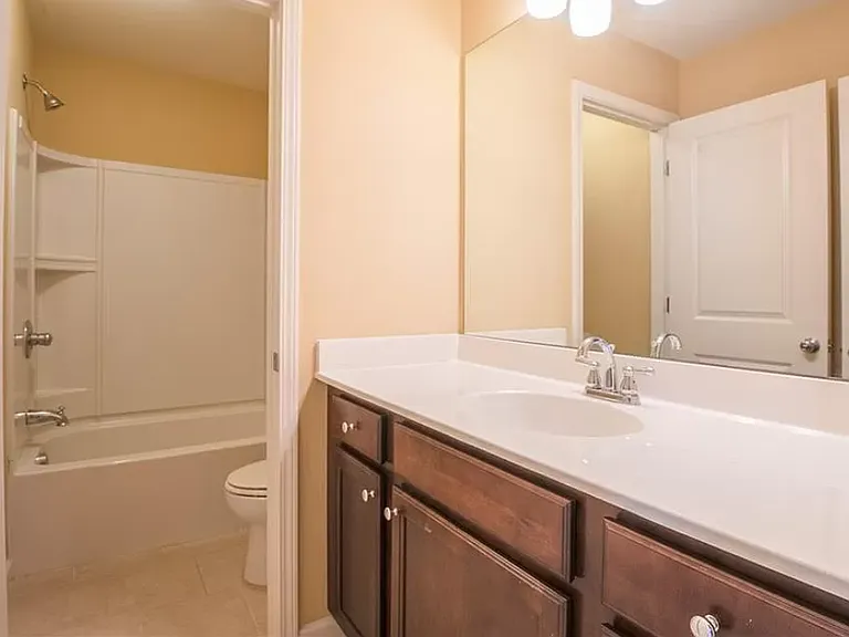 4642 Pine St SE — Photo 14