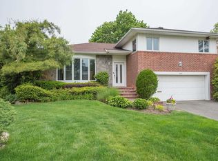 1915 Helen Ct, Merrick, NY 11566