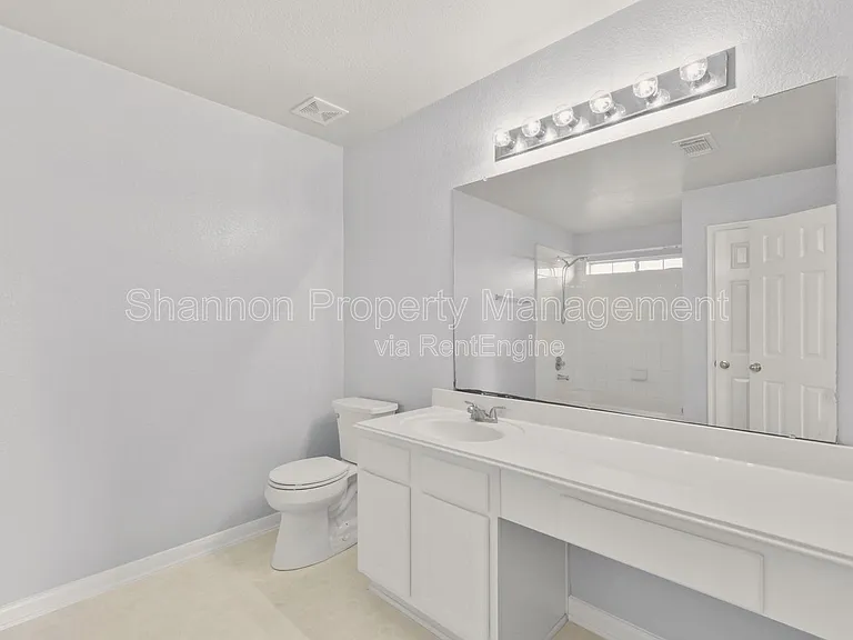 21106 Blackbluff Ct — Photo 13