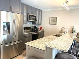 875 Parkside Pl UNIT 307, Osage Beach, MO 65065