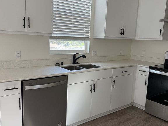 4th image of 4019 Logan Ave #4017-D