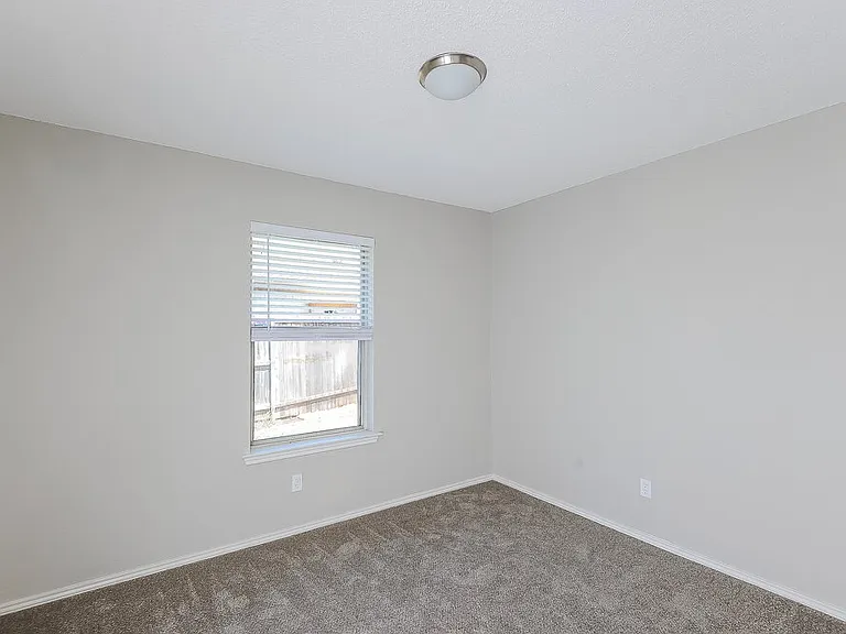 9105 Cranwell Ct — Photo 12