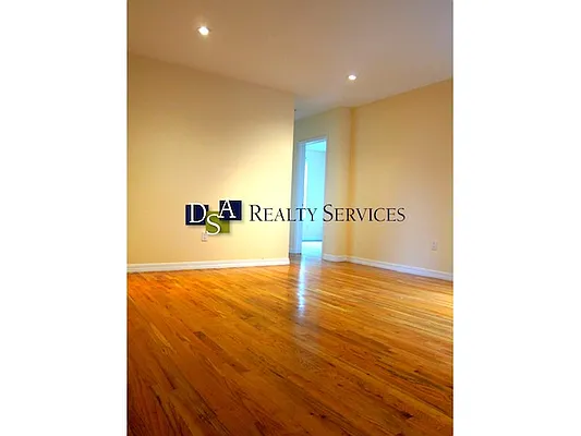 Rented by DSA Realty | media 25