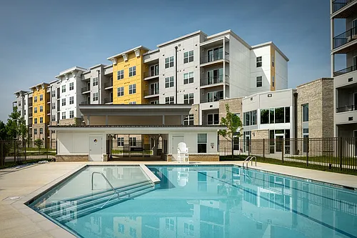 Woodmore Grand Photo 1