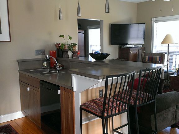 4th image of 301 Welch Street # Fl A2nd