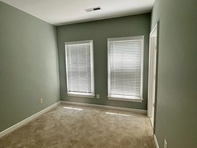 711 Carpenter Rd — Photo 18