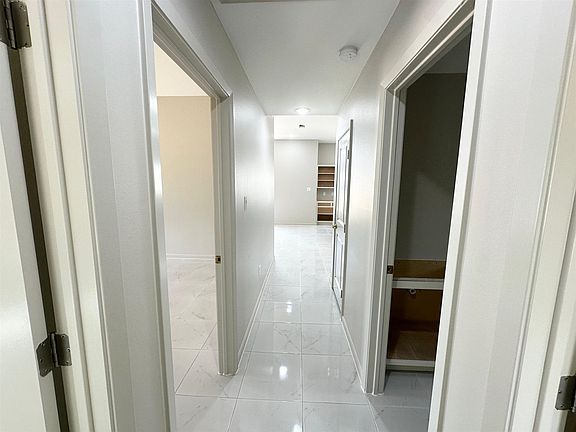 5th image of 5003 Carambola Ln
