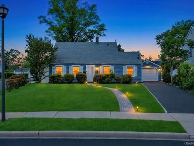 8 Lilac Lane, Levittown, NY, 11756
