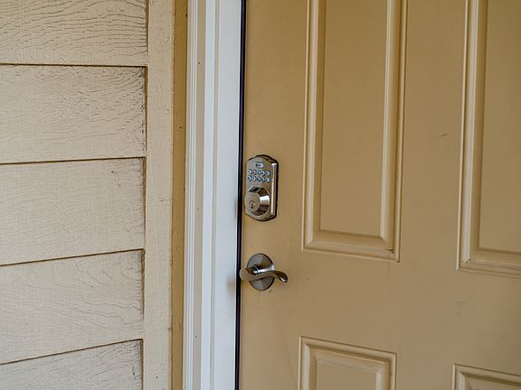2nd image of 4804 E Kentucky Ave Unit B