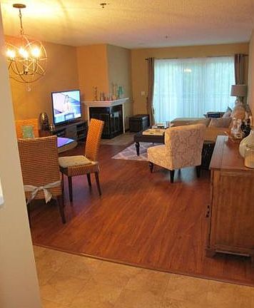 3rd image of 625 E Del Mar Blvd APT 302