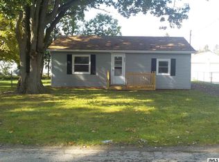 882 Bryant Ave, Jackson, MI