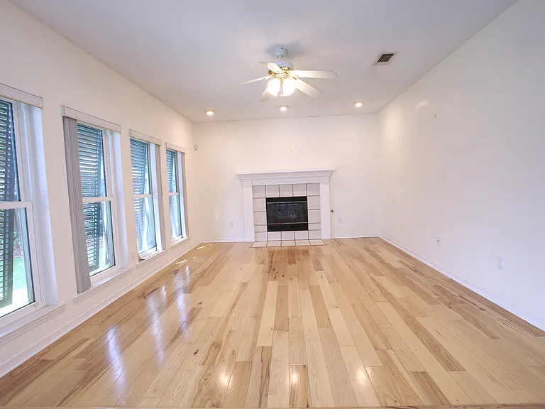 4025 Teal Way — Photo 9