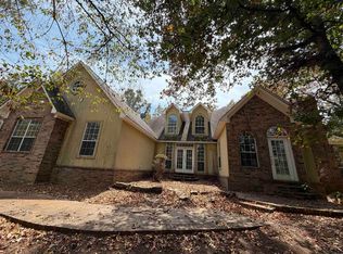 104 W Lewisburg Rd, Vilonia, AR 72173