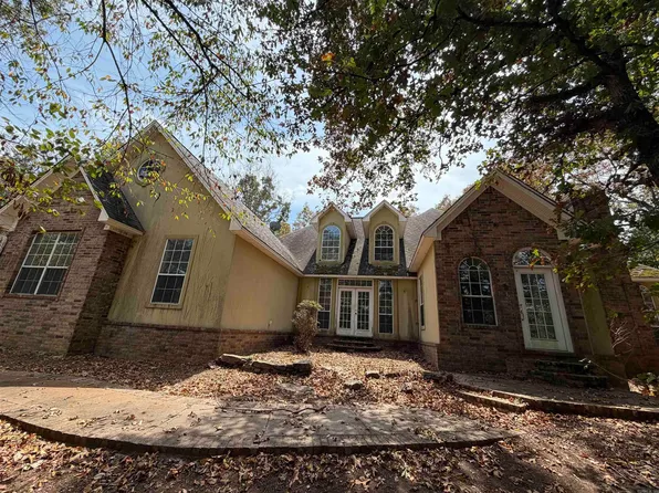 104 W Lewisburg Rd, Vilonia, AR 72173