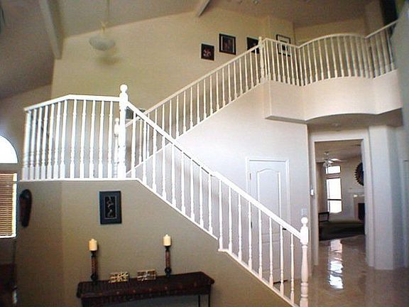 3rd image of 4223 Holleys Hill St