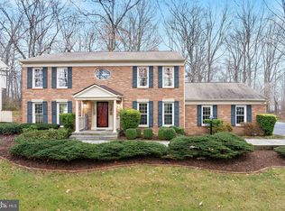 1283 Shaker Woods Rd, Herndon, VA 20170