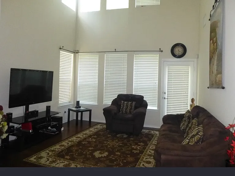 2929 Muirfield Dr — Photo 5