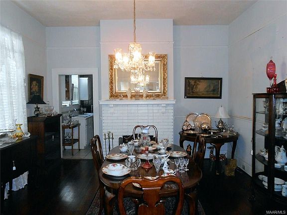 5th image of 2118 Saint Charles Ave