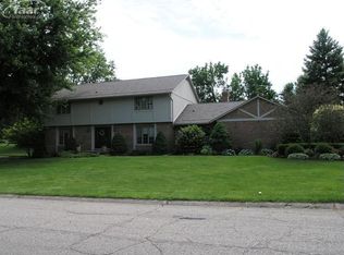 5370 Territorial Rd, Grand Blanc, MI 48439