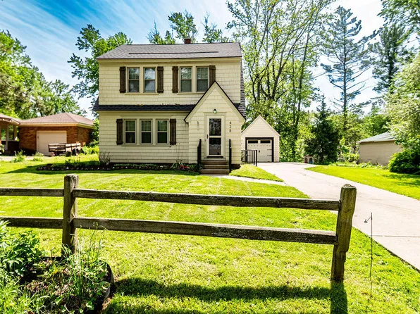 428 Charlotte Ave NW, Grand Rapids, MI 49504