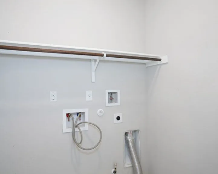 156 Triumph Rd — Photo 11