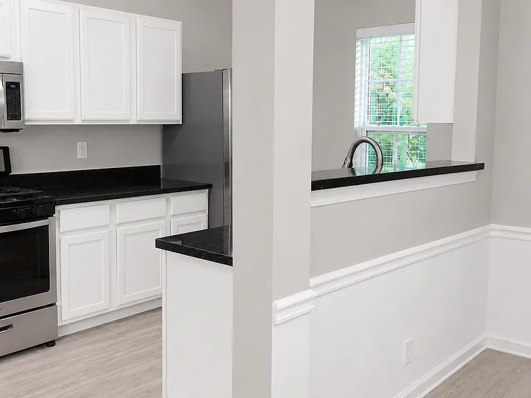 655 Kenridge Dr — Photo 8