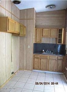 ector court 002
