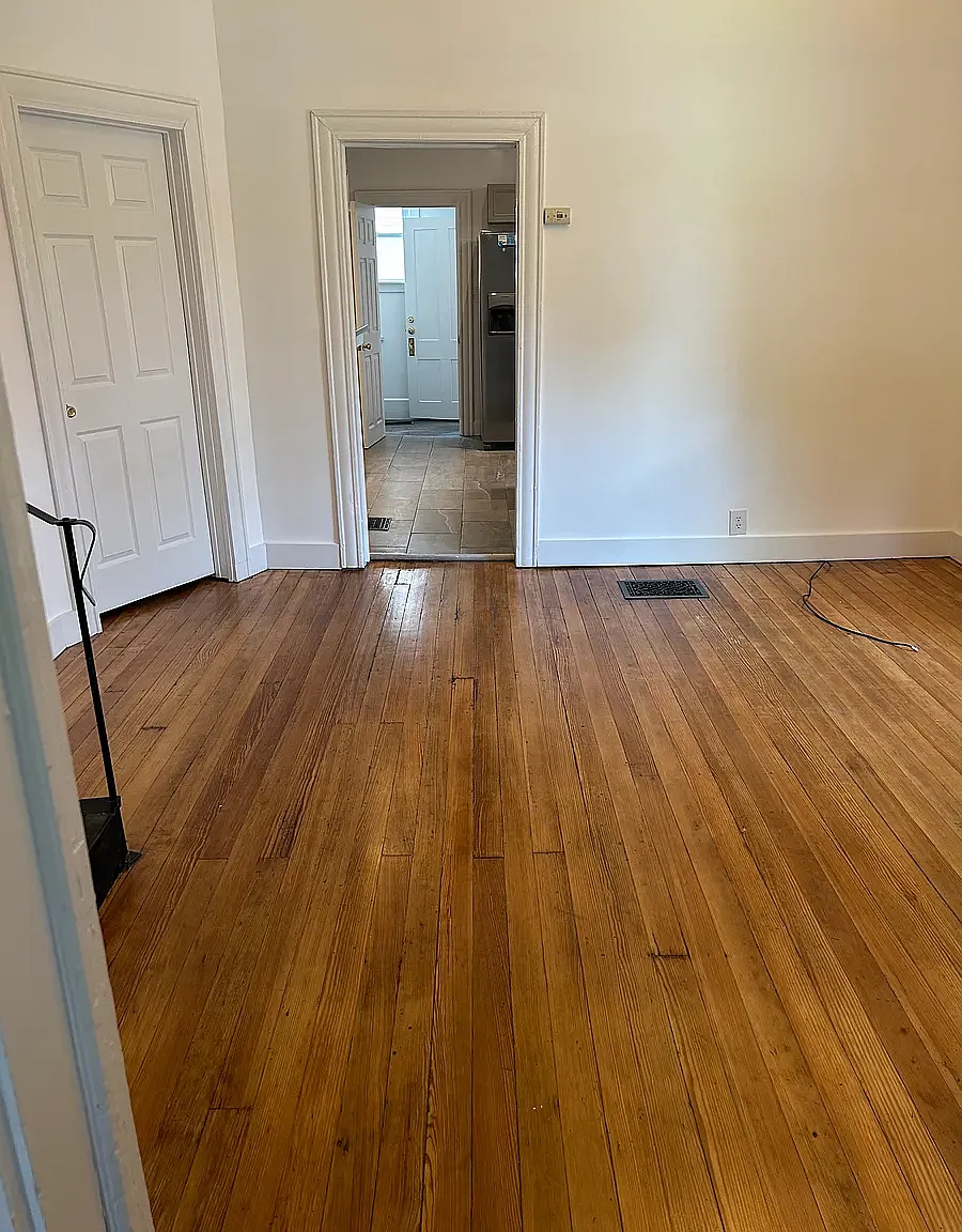 4 bed, 2.5 bath, $4,000 — Photo 3