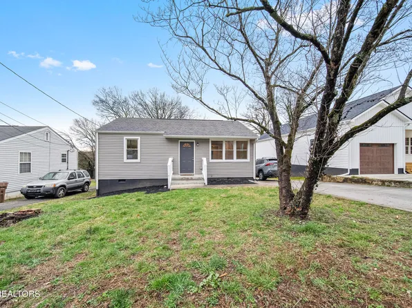 2747 Sunset Ave, Knoxville, TN 37914