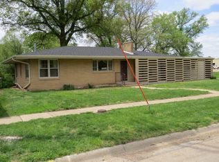 15 N D St, Washington, KS 66968
