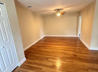 190 Institute Rd #4A, Worcester, MA 01602