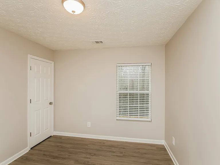 203 Silver Spring St — Photo 12