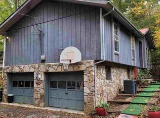 652 Tank Hill Rd, Gatlinburg, TN 37738
